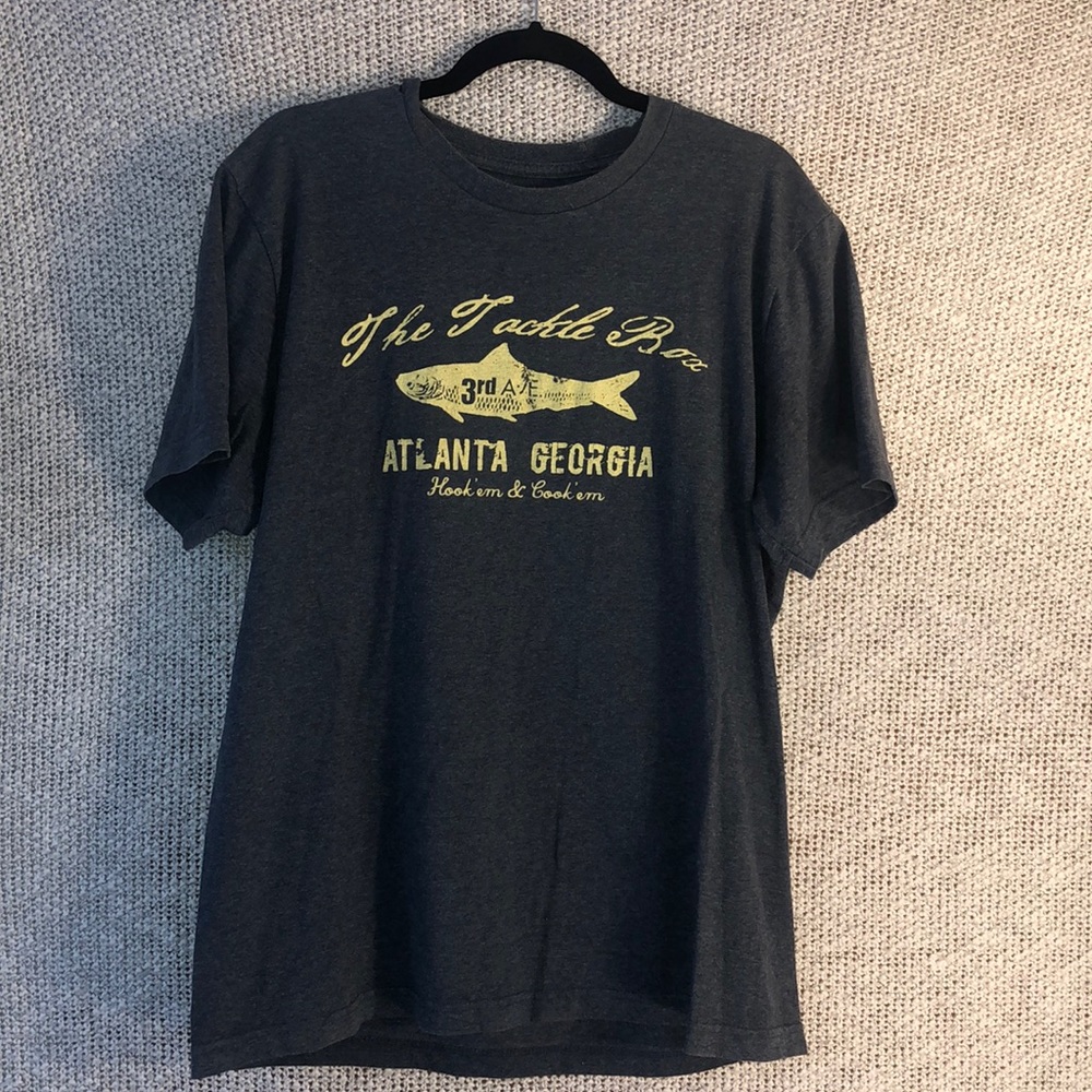 Old Navy Atlanta Fishing T-Shirt (L) - Picture 1 of 4